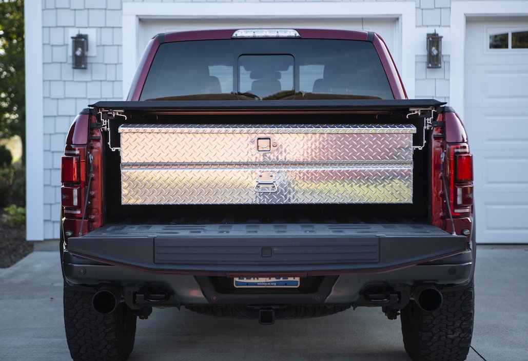 ford pickup truck with tonneau cover and extendable tool box